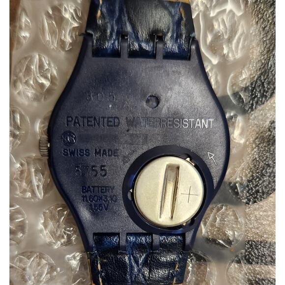 Vintage Swatch DIAMONDS GN706 Daydate watch New old stock in case with paperwork - Picture 7 of 8